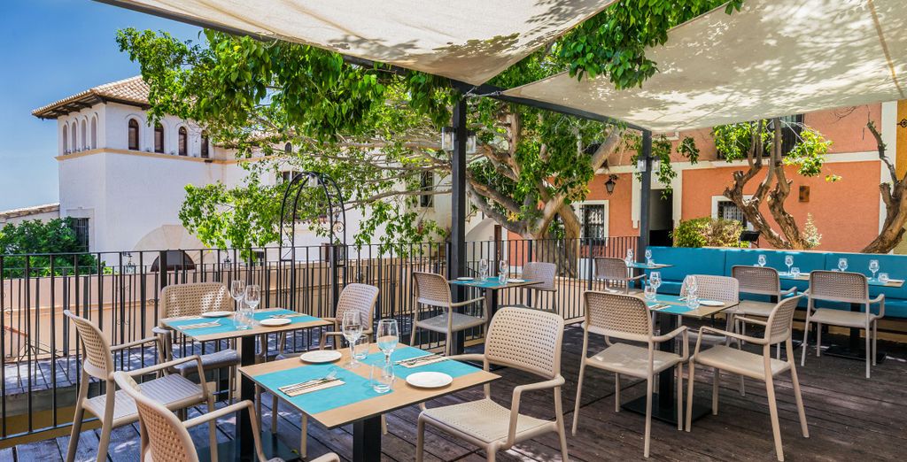 Occidental Pueblo Acantilado 4*