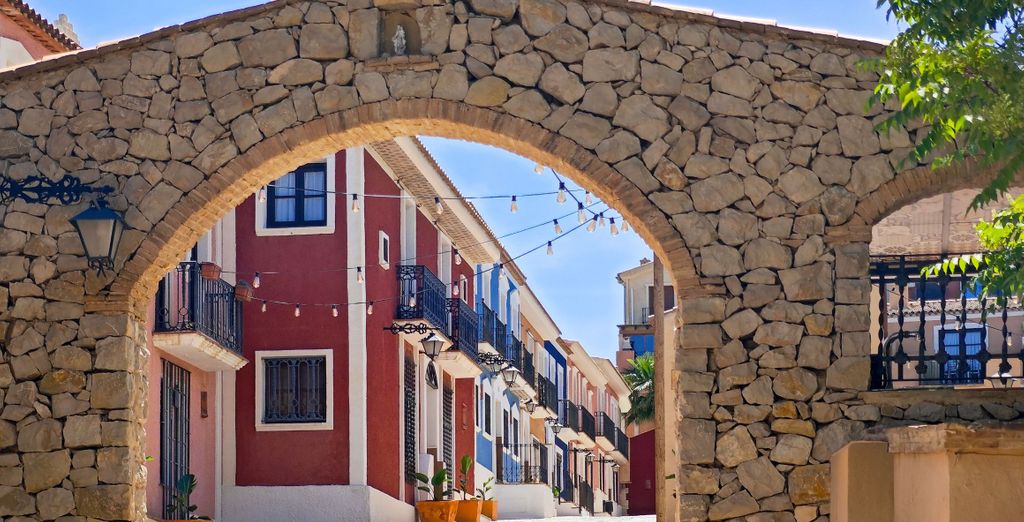 Occidental Pueblo Acantilado 4*