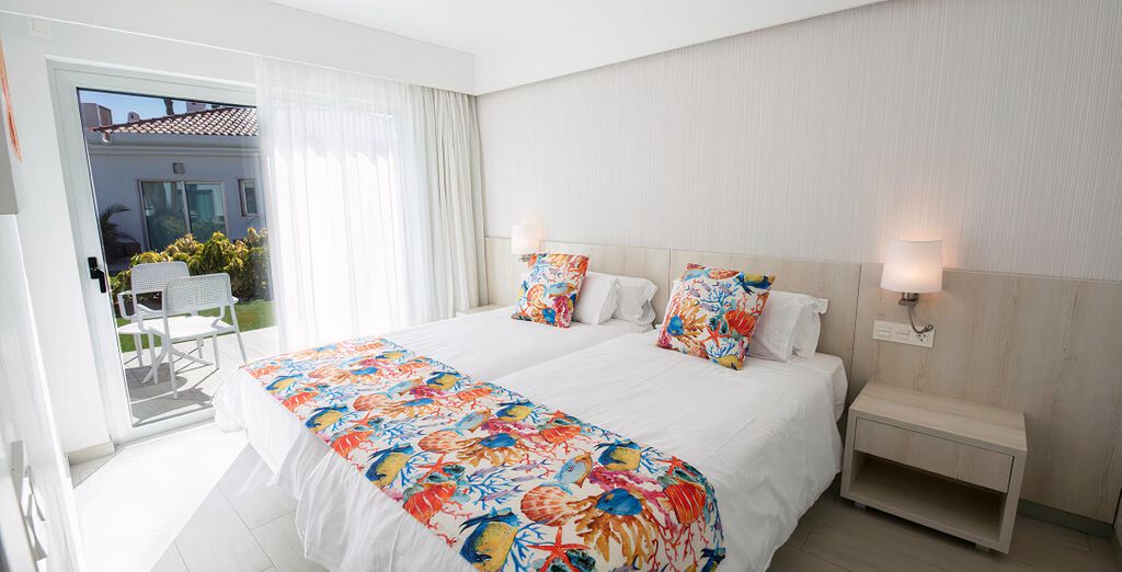 Hotel LIVVO Dunagolf Suites 4*