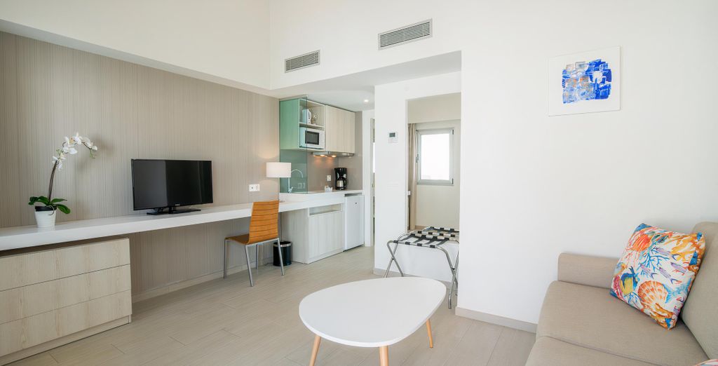 Hotel LIVVO Dunagolf Suites 4*
