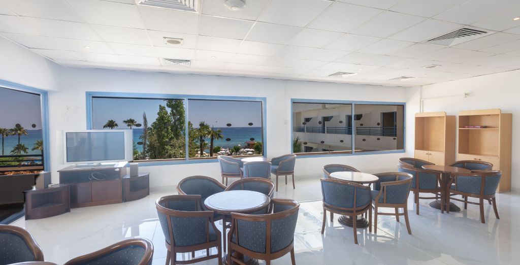 Iliada Beach Hotel 4*