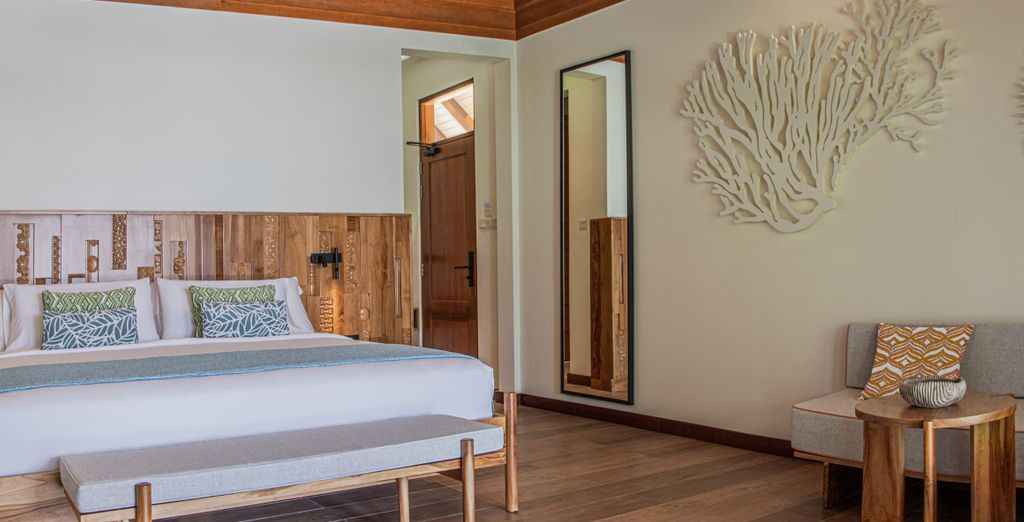 Grand Hyatt Abu Dhabi Hotel & Residences Emirates Pearl 5* e Barceló Whale Lagoon Maldives 5*