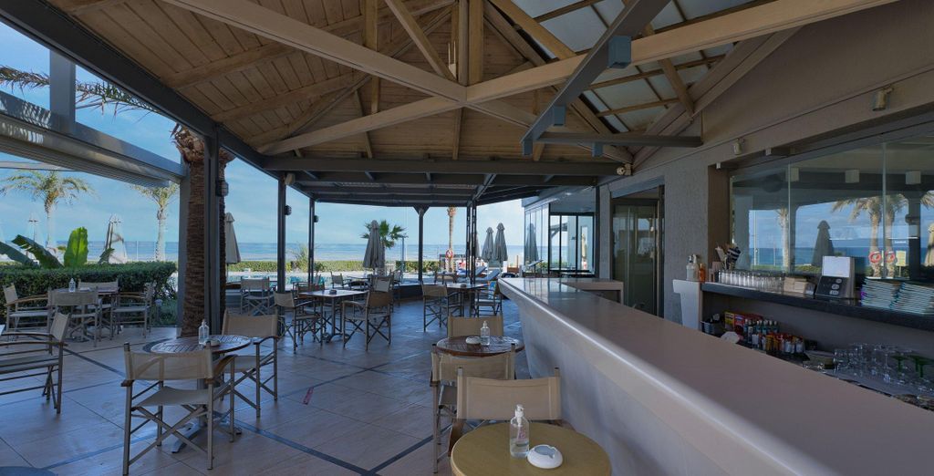 Pearl Beach 4*