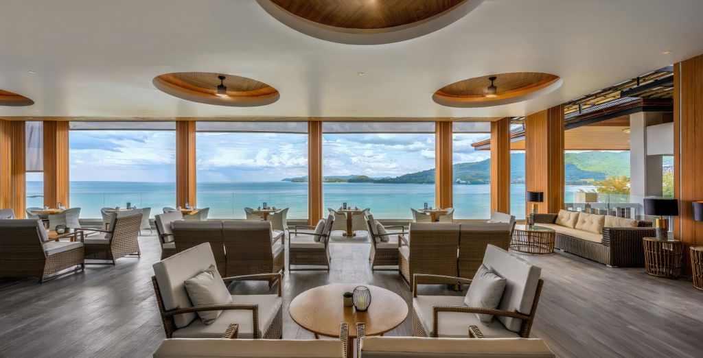 Namaka Resort Kamala 5*, Phi Phi CoCo Beach Resort 4*, Khao Lak Laguna Resort 4* con pre-estensione opzionale a Bangkok 