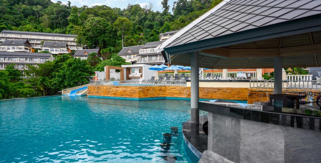 Namaka Resort Kamala 5*, Island Escape Burasari 5*, Khao Lak Laguna Resort 5* 