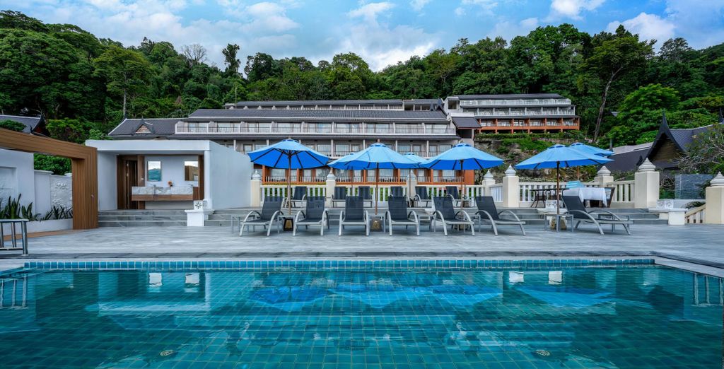 Namaka Resort Kamala 5*, Phi Phi CoCo Beach Resort 4*, Khao Lak Laguna Resort 4* con pre-estensione opzionale a Bangkok 