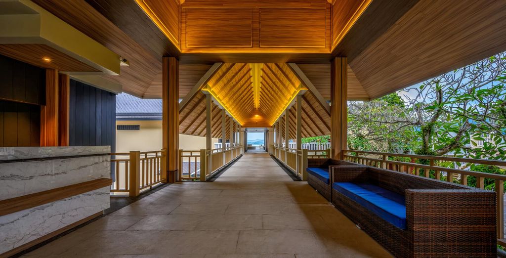  Namaka Resort Kamala 5*, Island Escape Burasari 5*, Khao Lak Laguna Resort 5* 