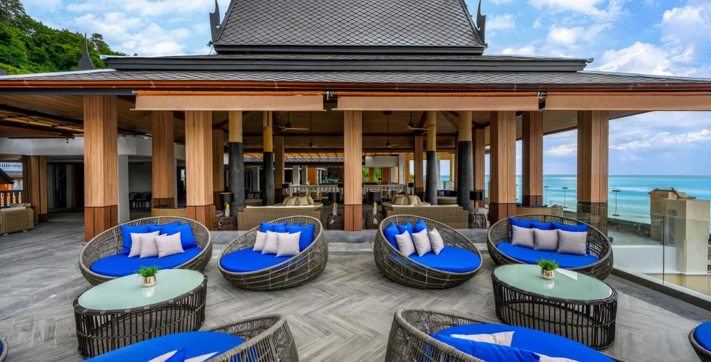 Namaka Resort Kamala 5*, Phi Phi CoCo Beach Resort 4*, Khao Lak Laguna Resort 4* con pre-estensione opzionale a Bangkok 