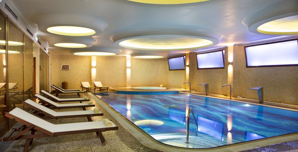 Ramada Athens Attica Riviera 5*