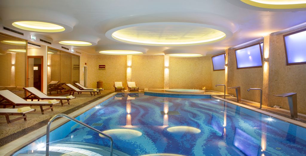 Ramada Athens Attica Riviera 5*