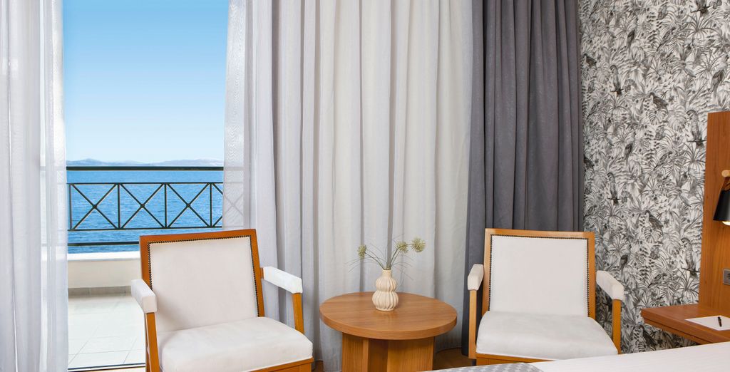 Ramada Athens Attica Riviera 5*