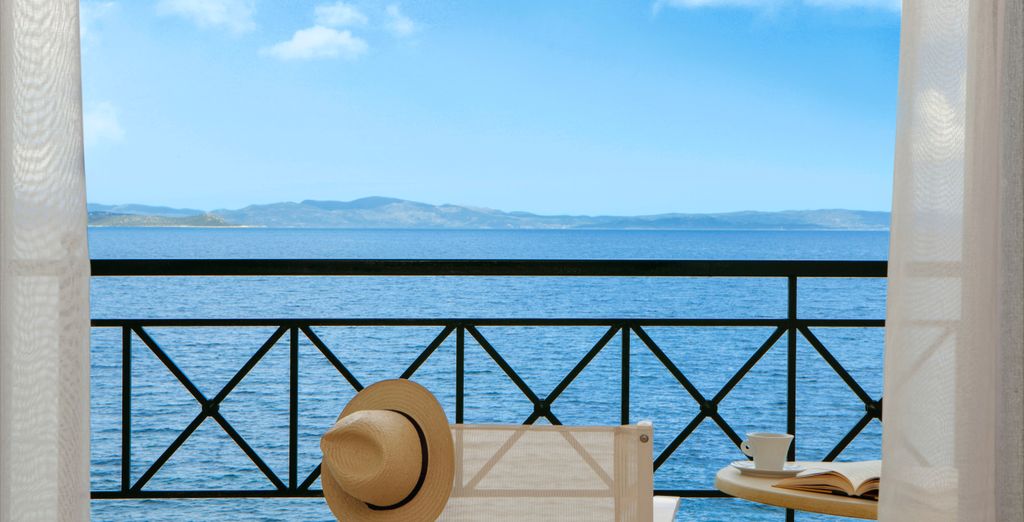 Ramada Athens Attica Riviera 5*