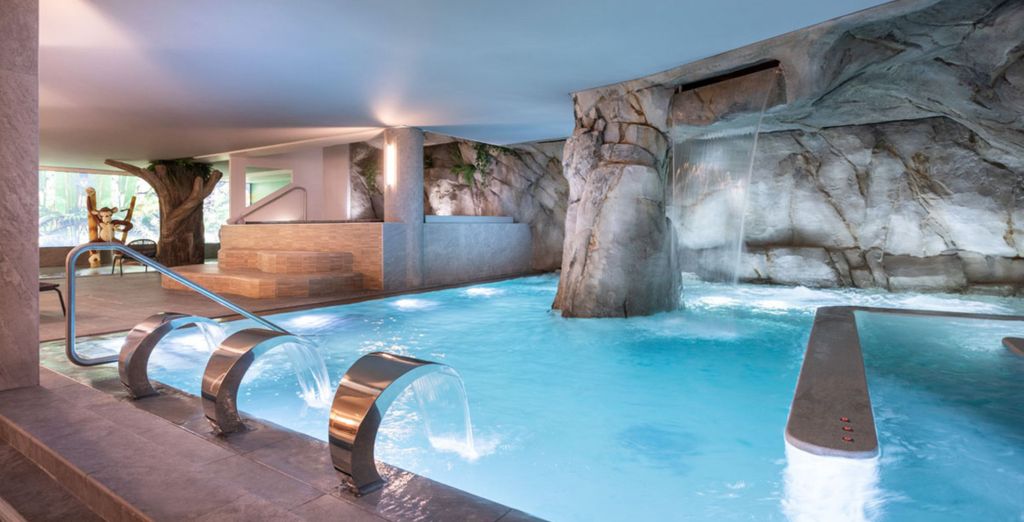 Golden Tulip 4*