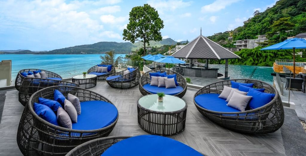 Namaka Resort Kamala 5*, Phi Phi CoCo Beach Resort 4*, Khao Lak Laguna Resort 4* con pre-estensione opzionale a Bangkok 