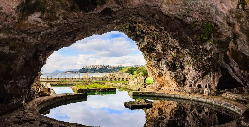 Tour Riviera di Ulisse e Isola di Ponza con possibilità di autonoleggio