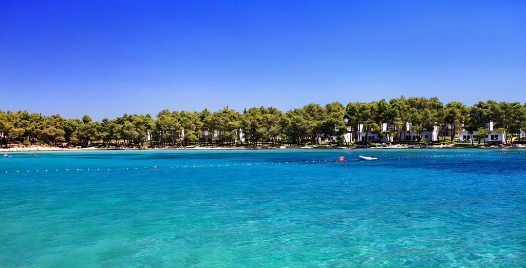 Crvena Luka Resort 4*