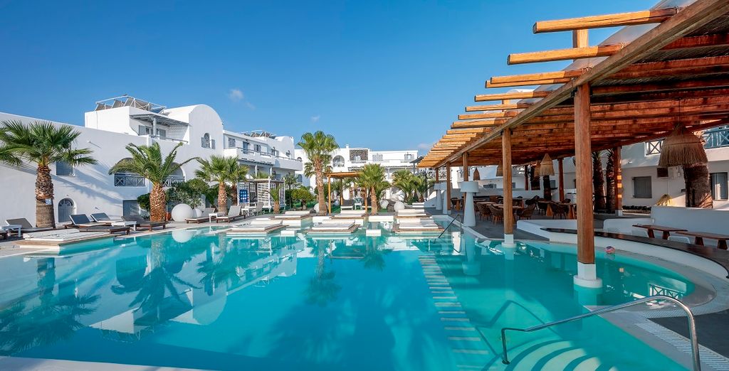 Smy Mediterranean White Santorini 4*