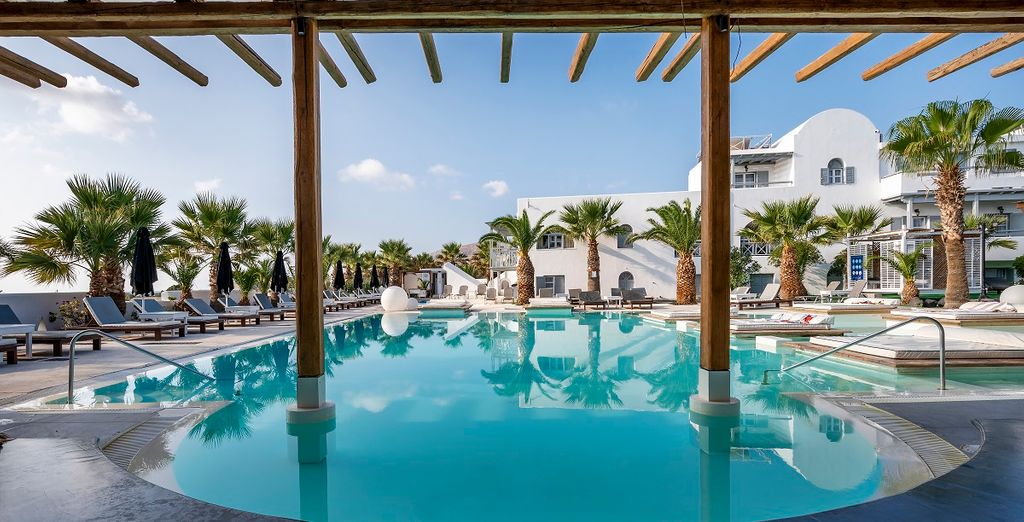 Smy Mediterranean White Santorini 4*