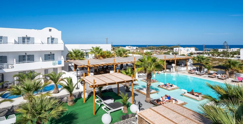 Smy Mediterranean White Santorini 4*