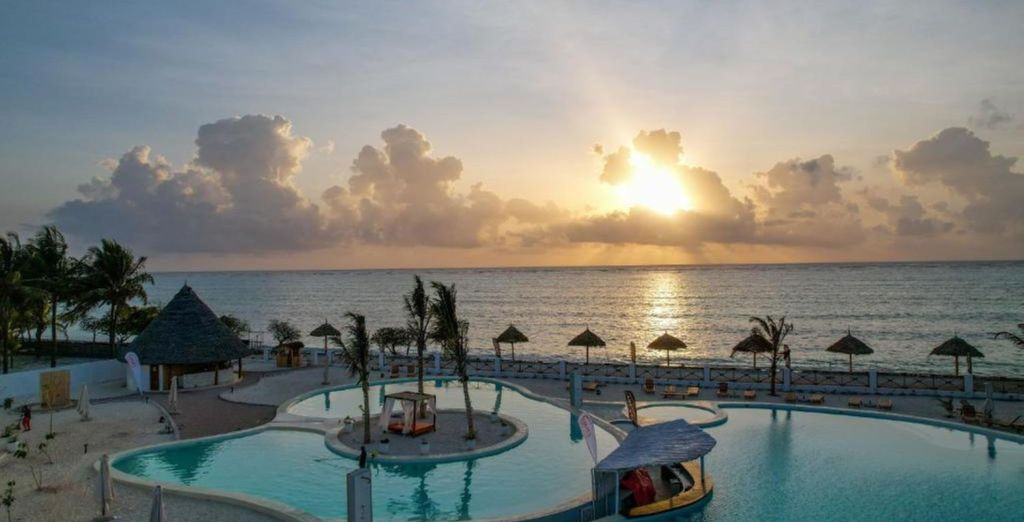 Safari di 6 notti con possibile estensione presso il The One Resort Zanzibar 4*