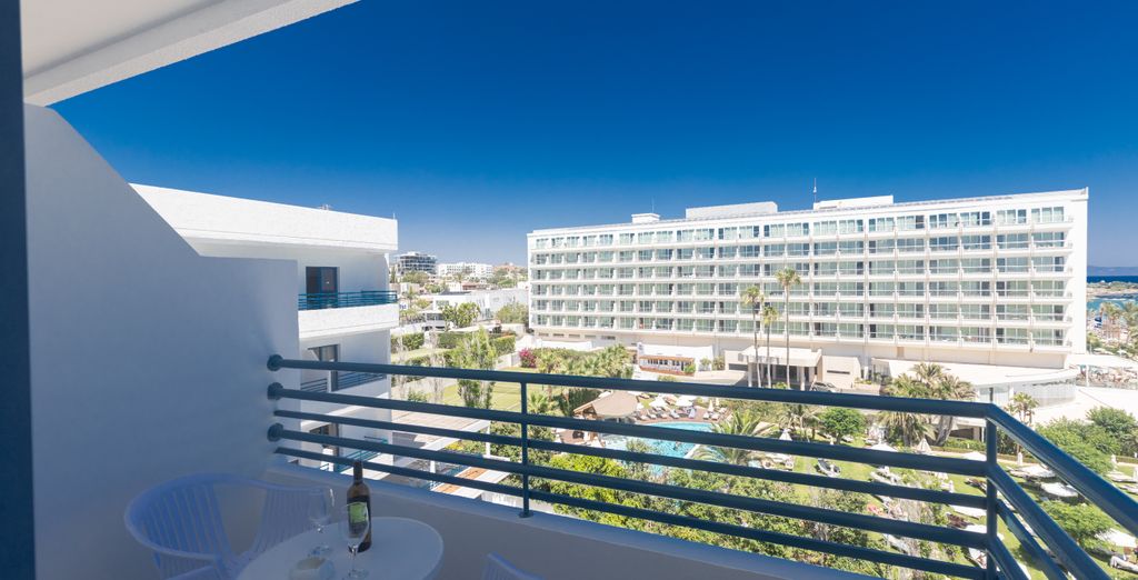 Iliada Beach Hotel 4*