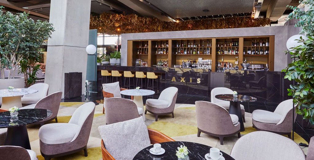 Hyatt Regency Barcelona Tower 5*