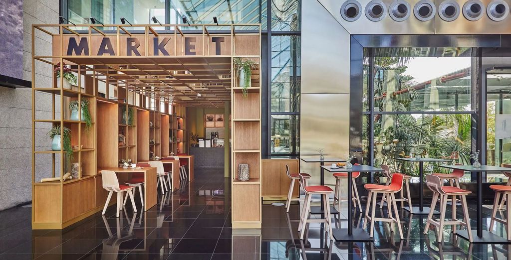 Hyatt Regency Barcelona Tower 5*