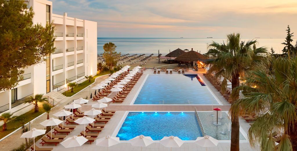 Sol Tropikal Durres 4*