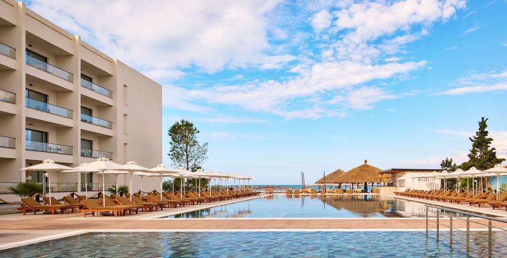 Sol Tropikal Durres 4*