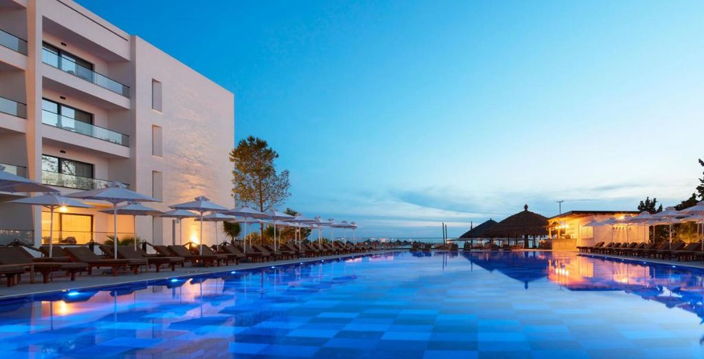 Sol Tropikal Durres 4*