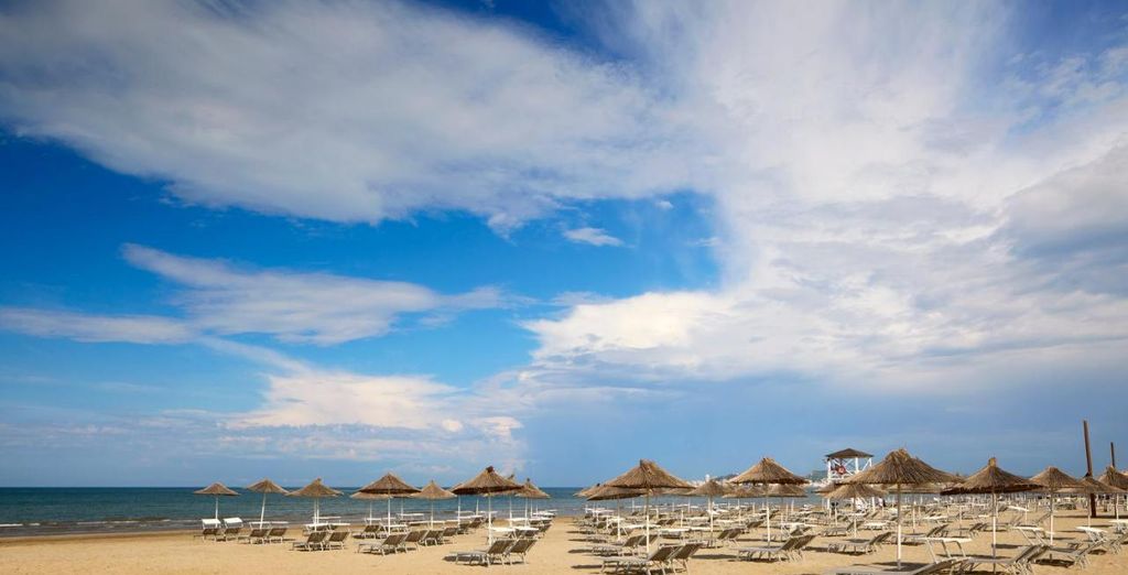 Sol Tropikal Durres 4*