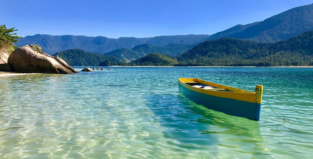 Tour del Paese tra spiagge da sogno e cascate con possibile estensione a Paraty