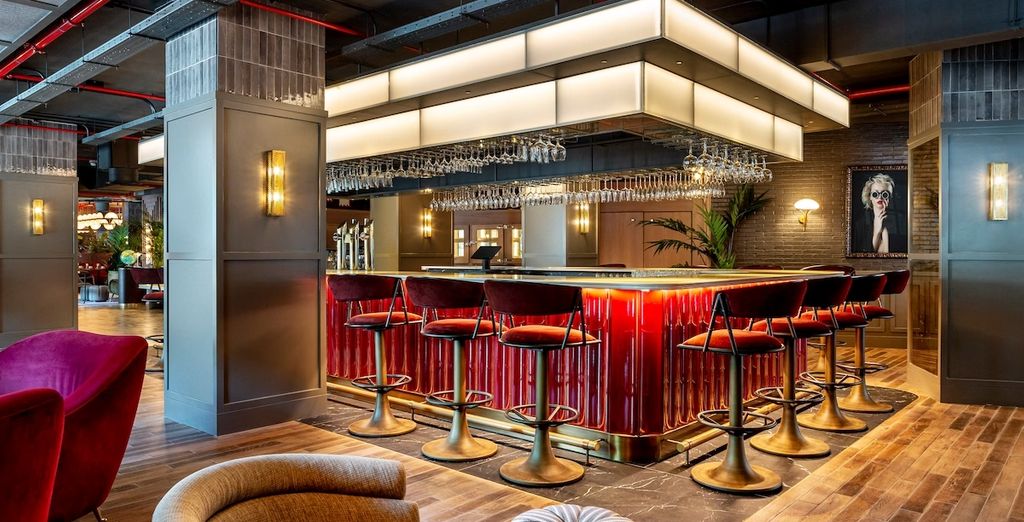 RADISSON RED MADRID 4*