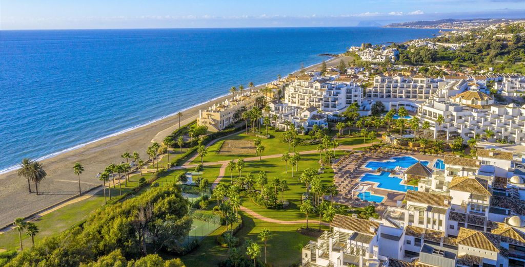 Estepona Hotel & Spa Resort 4*