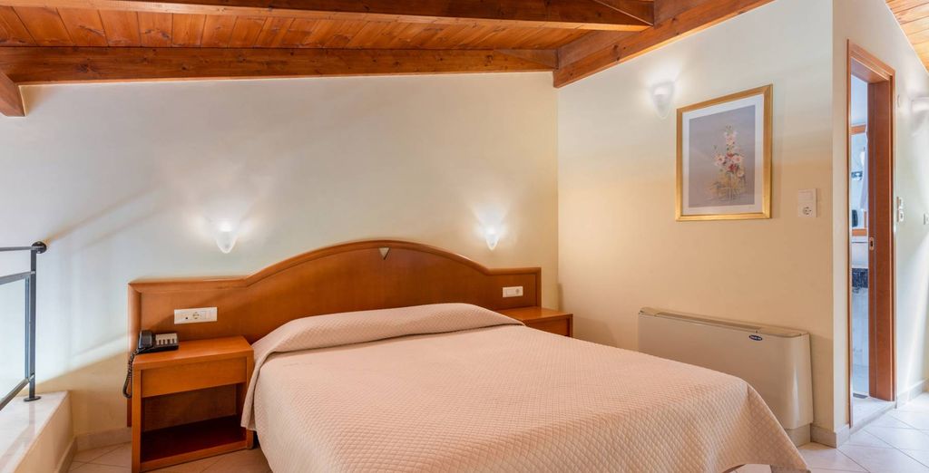Hydramis Palace Beach Resort 4*