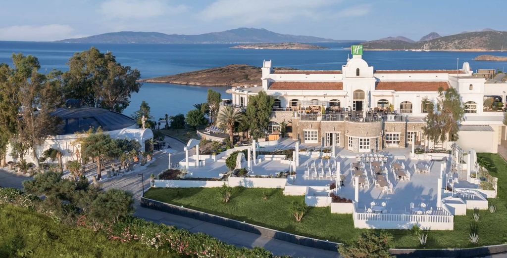 Holiday Inn Resort Bodrum 4*