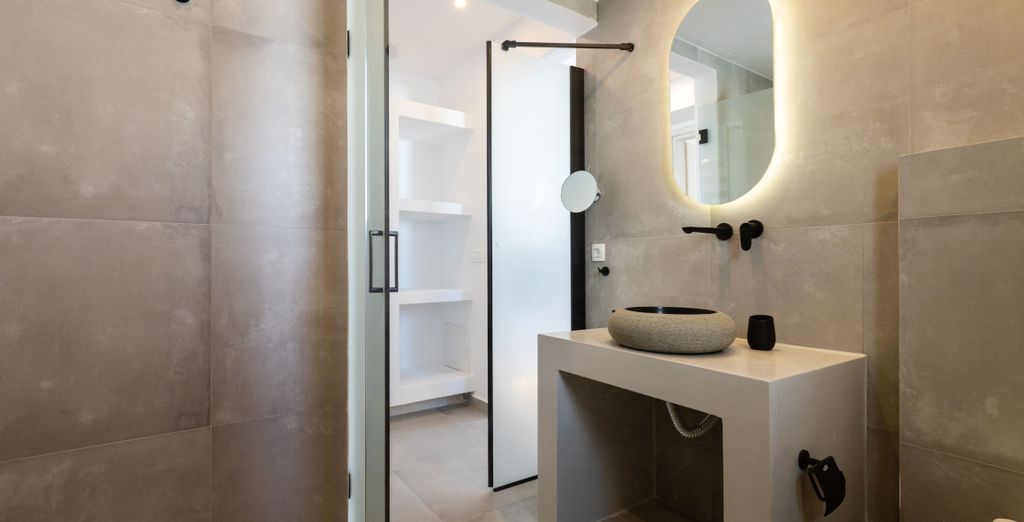 Serapias Suites 4*