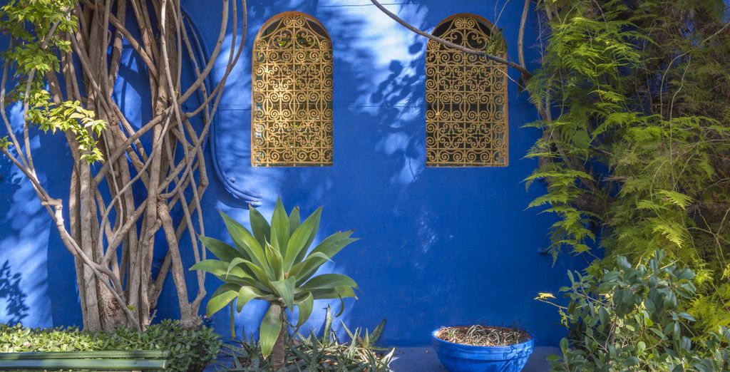 Sulle orme del famoso stilista Yves Saint Laurent con soggiorno in Riad