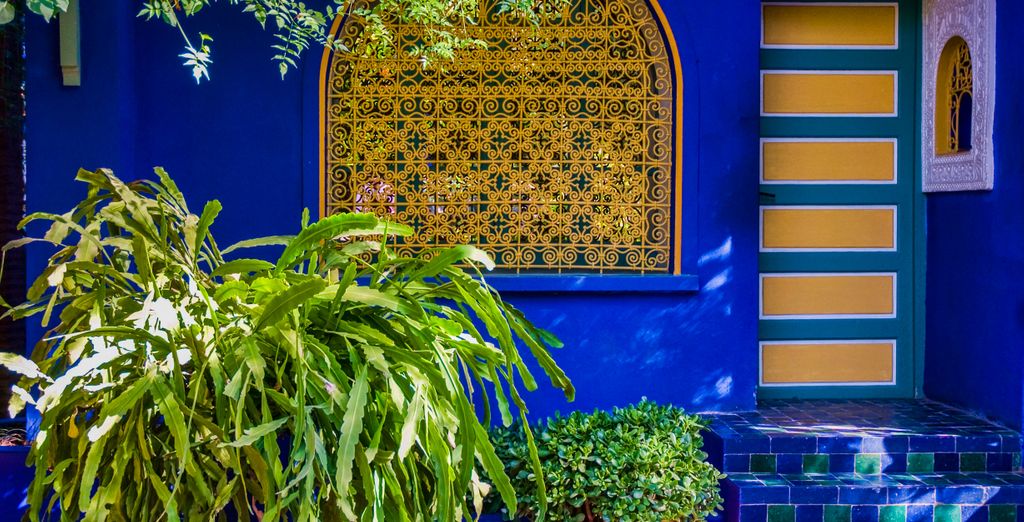 Sulle orme del famoso stilista Yves Saint Laurent con soggiorno in Riad