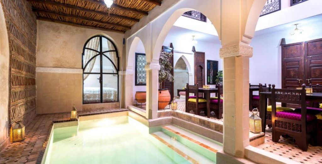 Sulle orme del famoso stilista Yves Saint Laurent con soggiorno in Riad