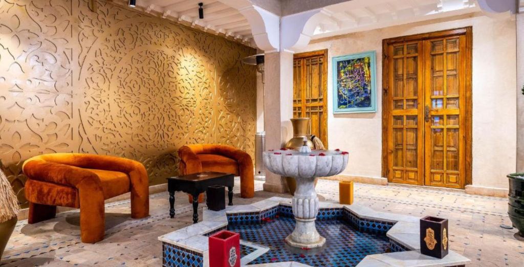 Sulle orme del famoso stilista Yves Saint Laurent con soggiorno in Riad