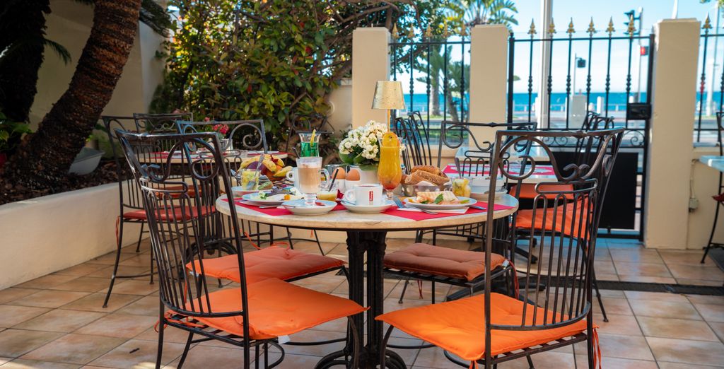 Hotel West End Nice 4*