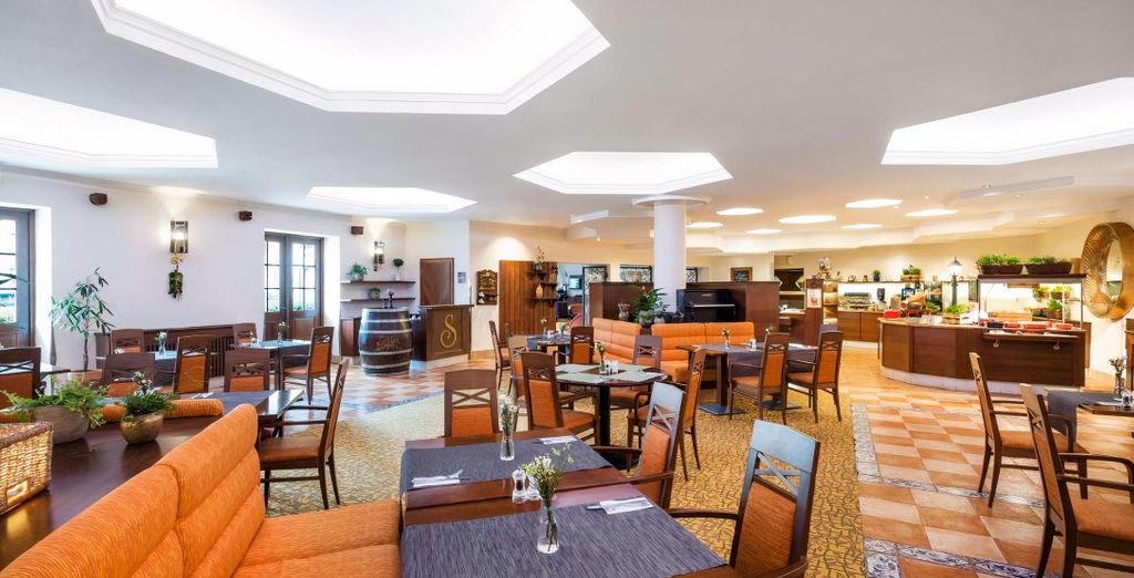 Lindner Hotel Prague Castle 4*