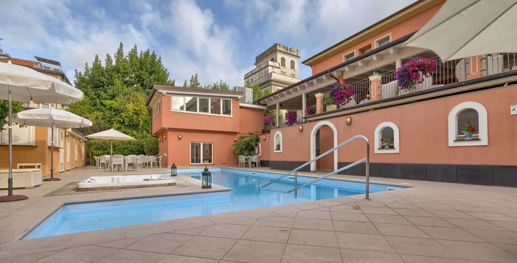 Hotel Monte Rosa 4*