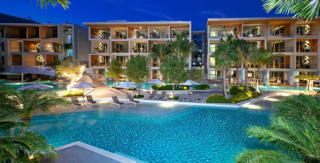 Combinato Movenpick Sukhumvit 15 Bangkok 5* e Wyndham Gran Nai Phuket 4*