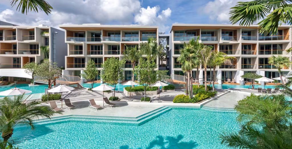 Combinato Movenpick Sukhumvit 15 Bangkok 5* e Wyndham Gran Nai Phuket 4*