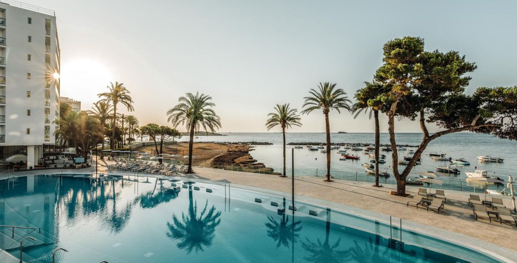 Ibiza Twiins 4*