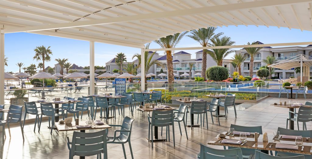 Pickalbatros White Beach Resort 5* - Adults Only