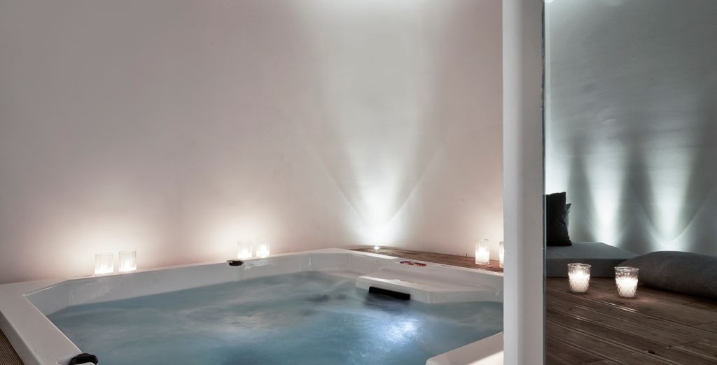 Radisson Blu Euphoria Resort 5*