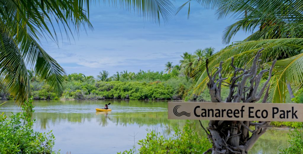 Canareef Resort Maldives 4* 